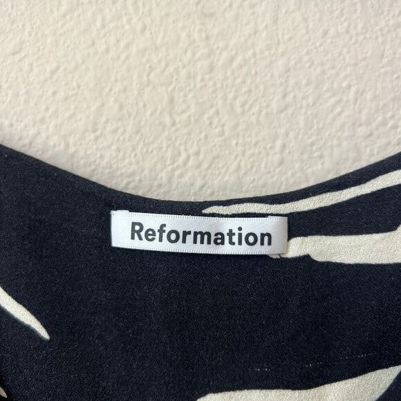 Reformation Lindsay Dress in Mustang Size 6 - Picture 4 of 5